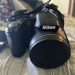 Nikon Coolpix L820 Camera